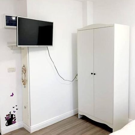 Central Studio Flat Bucarest Esterno foto